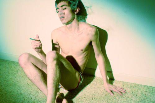 最新欧美范温暖男生头像