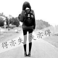 黑白系女生背影头像伤感图片