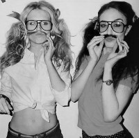 2016最新版qq姐妹黑白头像图片