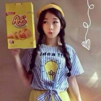 时尚搞怪的qq女生闺蜜头像