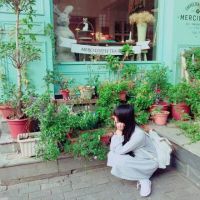 时尚搞怪的qq女生闺蜜头像