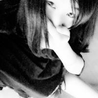 忧伤的女生黑白头像不带字图片