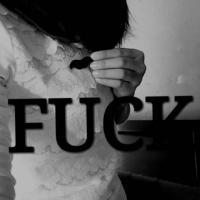 忧伤的女生黑白头像不带字图片