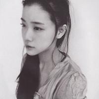 忧伤的女生黑白头像不带字图片