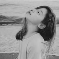 十月非主流女生黑白qq头像图片