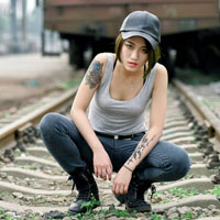 非主流美女纹身头像高清图片