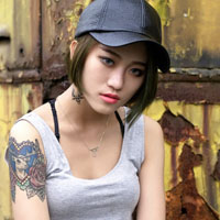 非主流美女纹身头像高清图片