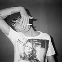 冷酷又帅气的欧美男生头像图片