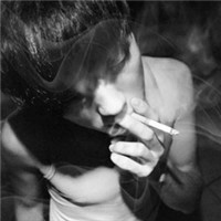 冷酷又帅气的欧美男生头像图片