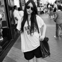 非主流黑白长发伤感女生头像