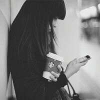 非主流黑白长发伤感女生头像