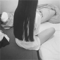 非主流黑白长发伤感女生头像
