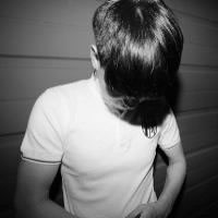 欧美黑白风格帅哥头像图片