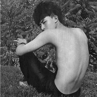 欧美黑白风格帅哥头像图片