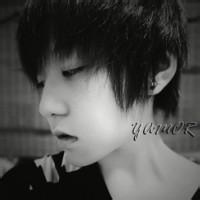 黑白风格男生唯美意境头像图片