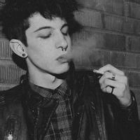 黑白风格男生唯美意境头像图片