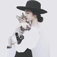 最新版唯美意境女生黑白头像