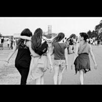 最新版唯美意境女生黑白头像