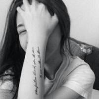 最新版唯美意境女生黑白头像