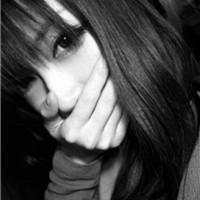 单身女生伤感带字黑白头像图片