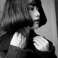 黑白系列伤感意境女生头像素材