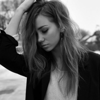 黑白系列伤感意境女生头像素材