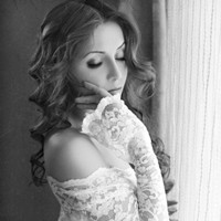 黑白系列伤感意境女生头像素材