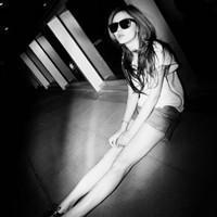 唯美伤感的非主流女生黑白头像