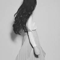 唯美伤感的非主流女生黑白头像