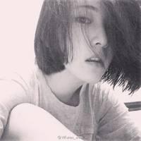 唯美伤感的非主流女生黑白头像