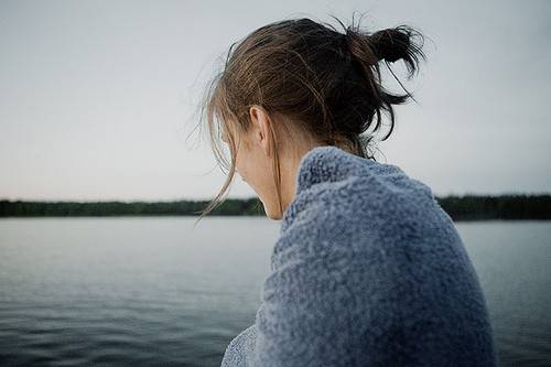 颓废伤感的女生背影图片集锦