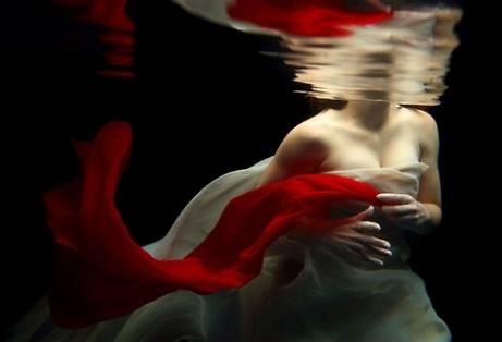 唯美女生大海意境图片写真集