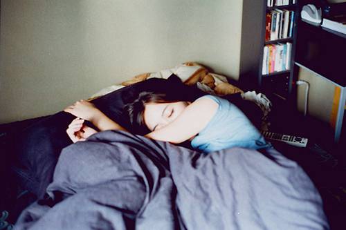 清纯可爱的长发女生大图写真