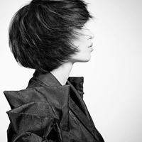 另类的个性欧美范短发美女图片