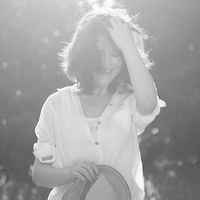 另类的个性欧美范短发美女图片