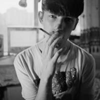 最经典的欧美风男生抽烟头像