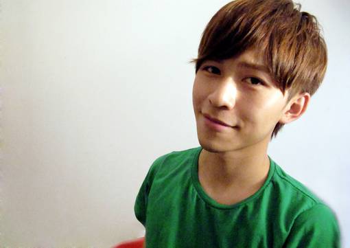 超成熟温暖系帅哥头像大全