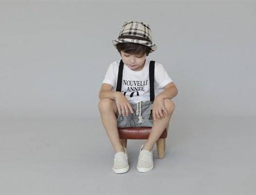 最具独特魅力的混血小正太图片