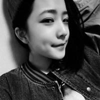 精选个性女生黑白带字头像