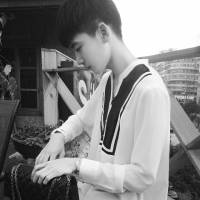 孤独有个性的qq男生黑白头像