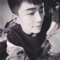 孤独有个性的qq男生黑白头像