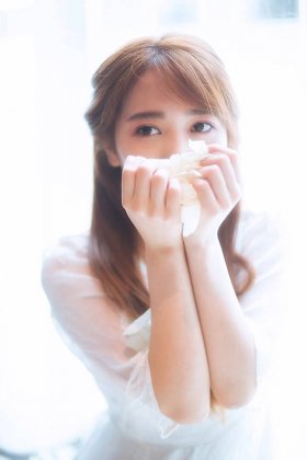 夏日的风采 清爽的女生高清图片