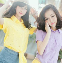 搞怪卖萌的活泼女生图片