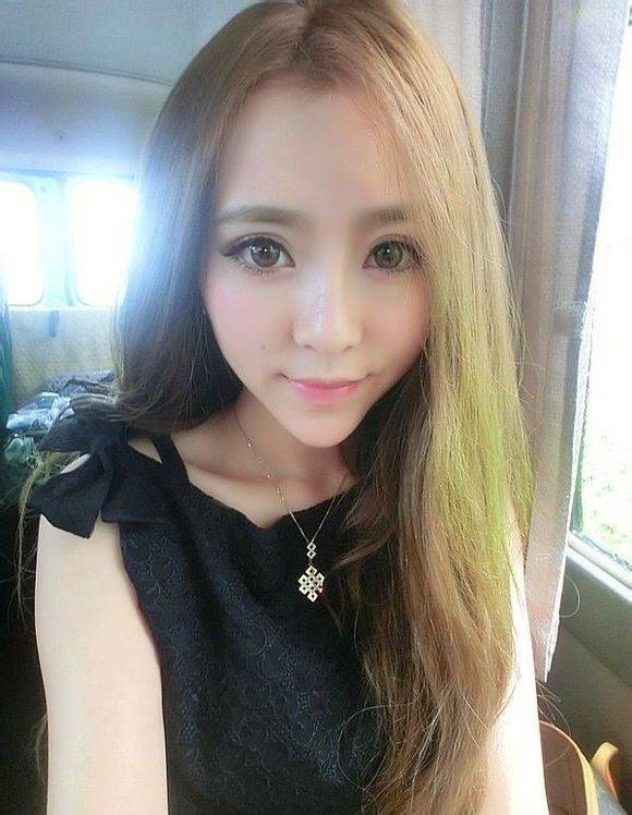 超萌搞怪的可爱女生头像