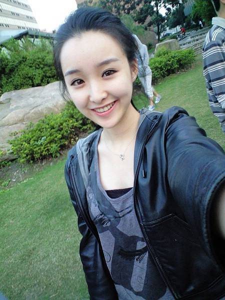 超萌搞怪的可爱女生头像