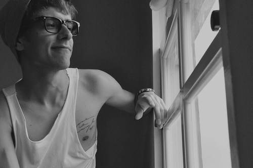 思念的极限 欧美伤感男生图片