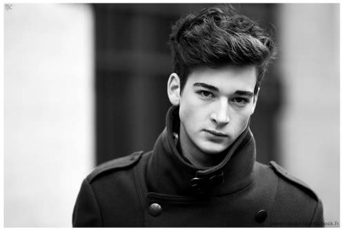 思念的极限 欧美伤感男生图片