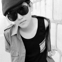 欧美范时尚黑白风格男生头像