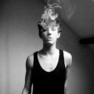 欧美范时尚黑白风格男生头像