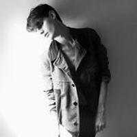 欧美范时尚黑白风格男生头像